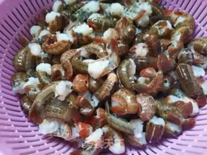 Make Garlic lobster tail step 0