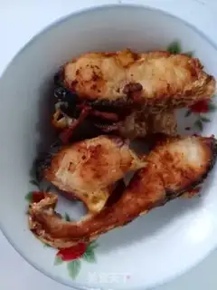 Make Pyramid fried fish step 0