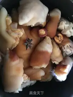 Make Lazy feet step 2