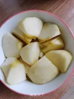 Make Honey apple cake step 0