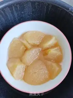 Make Honey apple cake step 3