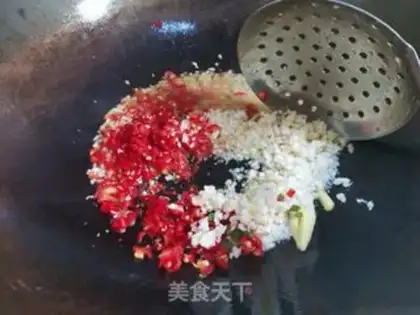 Make Garlic lobster tail step 5