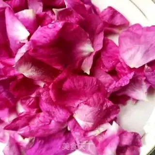 Make Rose waffles step 2