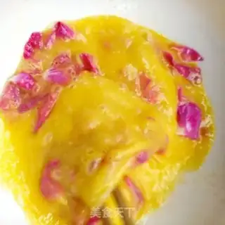 Make Rose waffles step 4