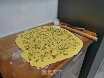 Make Pumpkin rolls step 1
