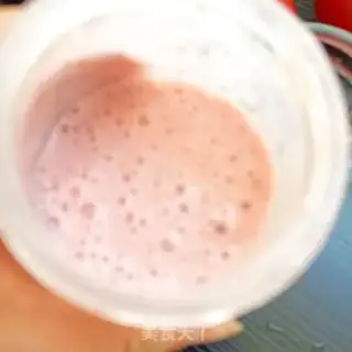 Make Strawberry jam shake step 5