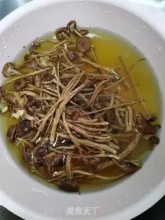Make Tea mushroom stew step 0