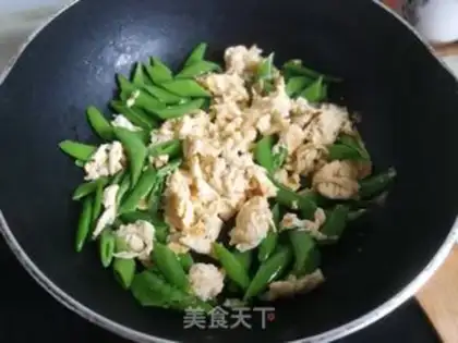 Make Shrimp balls, beans, eggs step 7