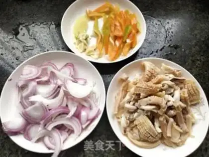Make Onions fried fish step 4