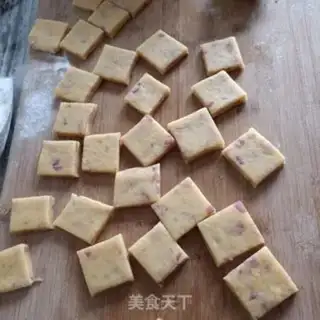 Make Rose waffles step 14