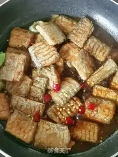 Make Jell-O fish step 8