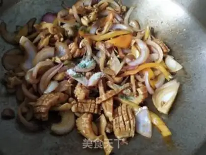 Make Onions fried fish step 12