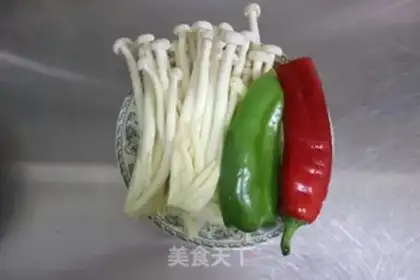 Make Paprika with white mushrooms step 0