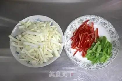 Make Paprika with white mushrooms step 1