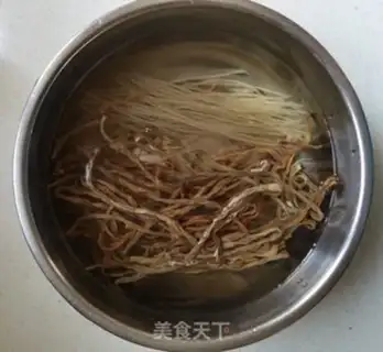 Make A bean-cracker step 1