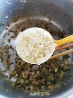 Make Meat pie step 2