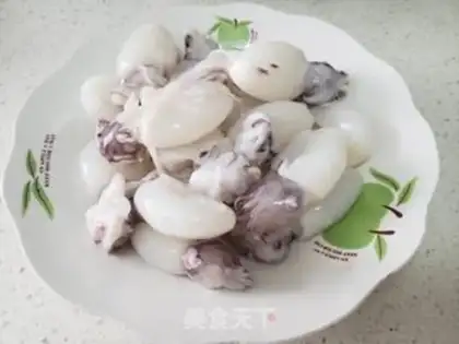 Make Scrambling fish step 3