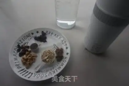 Make Qia seed oatmeal step 0