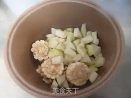Make Pork fan soup step 2