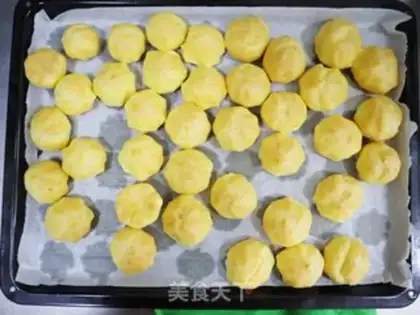 Make Mini cream puff step 10