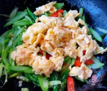 Make Scrambled eggs step 8