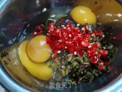 Make Fried eggs step 3
