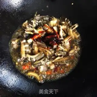 Make Scrambled mackerel step 4
