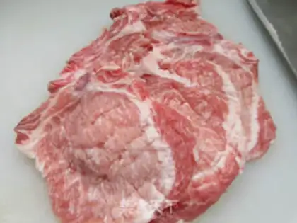 Make New Orleans pork chops step 1