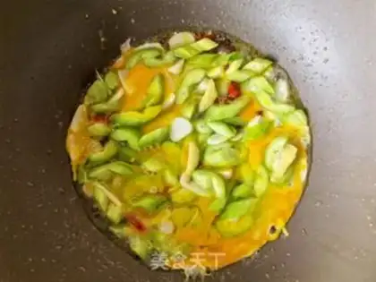 Make Eggs and cucumbers step 9