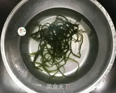 Make Tofu sea fragrance soup step 2