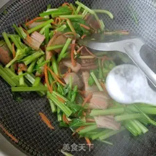 Make Celery carrots step 15