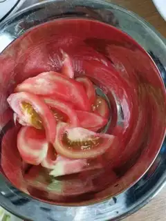 Make Tomato eggs and butterflies step 0