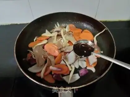 Make The onions are making carrots step 3