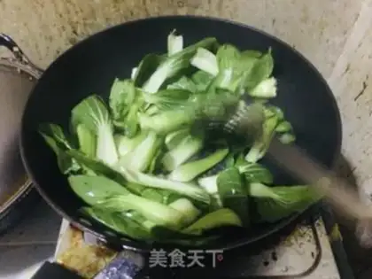 Make Garlic sauce step 1