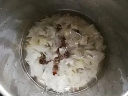 Make The silver spoon of the red date step 1