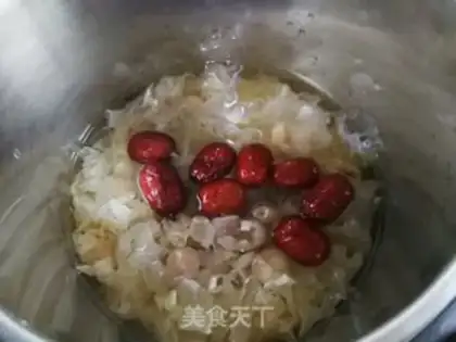 Make The silver spoon of the red date step 2