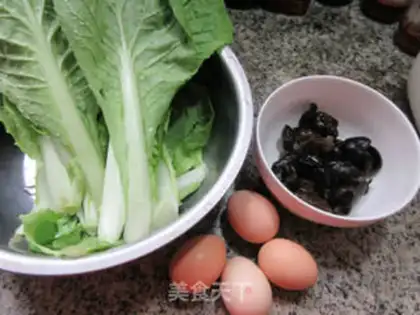 Make Pyramid egg box step 1