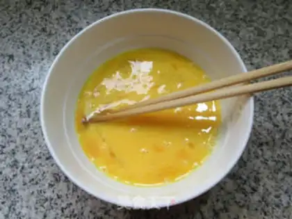 Make Pyramid egg box step 2