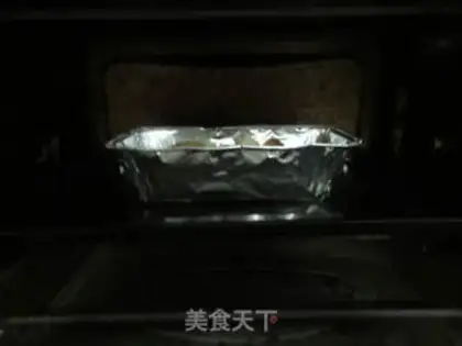 Make A tin cardbox of gold and mushroom clams step 9