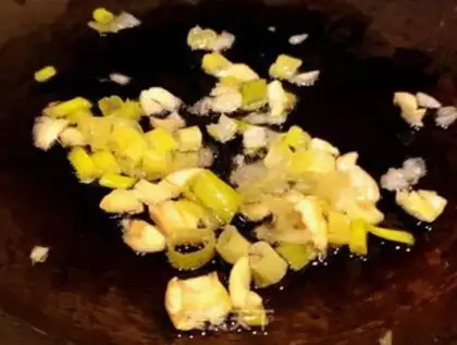 Make Tomato mushroom tofu step 5
