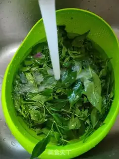 Make Hot pepper leaves for pork soup step 3