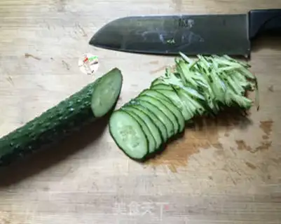 Make cucumber turkey noodles step 1