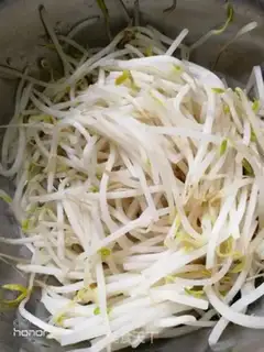 Make Garlic white meat step 0