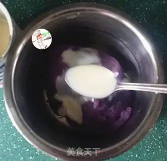 Make Coconut latte step 6