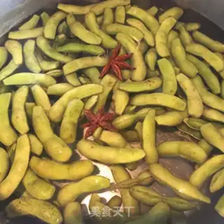 Make Five perfumes for beans step 1