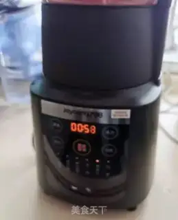 Make Fresh watermelon juice step 4