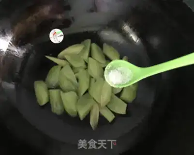 Make Tomatoes step 4