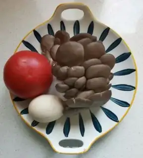 Make Mushroom fried eggs step 0