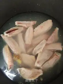 Make Garlic Coke chicken wings step 2