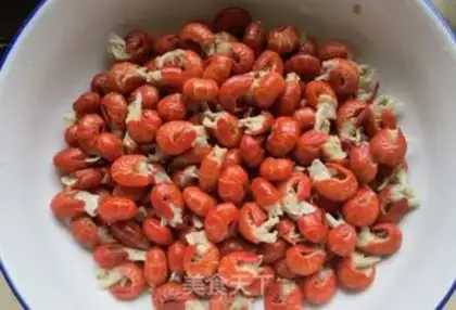 Make Garlic lobster cover noodle step 3